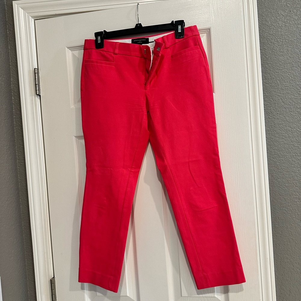 Banana Republic Red Cropped Pants